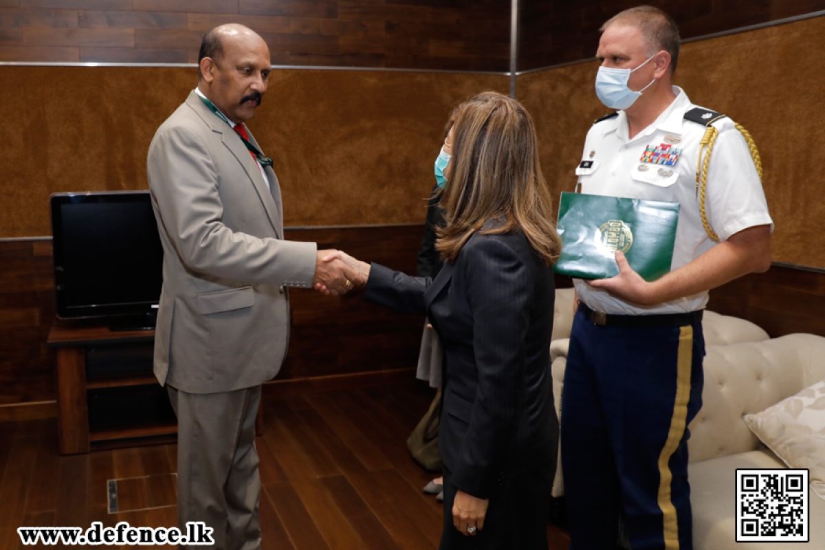 US Ambassador Discusses Discusses Reinforcement of Long-standing Security Partnership with Sri Lankan Defense Ministry Secretary