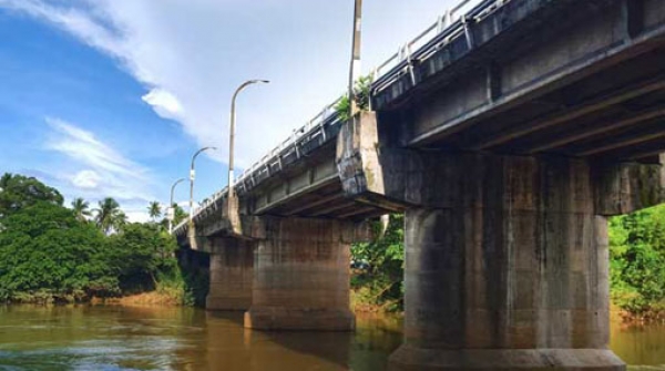 Vehicle Movement On Kaduwela-Biyagama Bridge Restricted Due To Erosion On Banks Of Kelani River