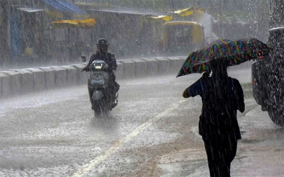 Fairly Heavy Showers Expected in Parts of the Island