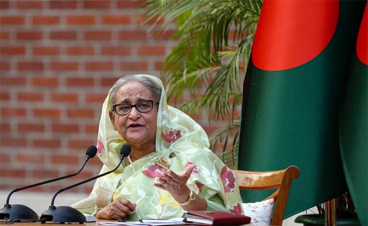 Bangladesh Prime Minister Sheikh Hasina  Flees to India 