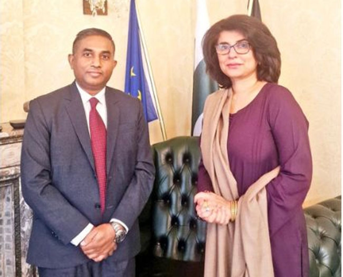 Pakistan, Sri Lankan Envoys Meet in Belgium for Diplomatic Talks