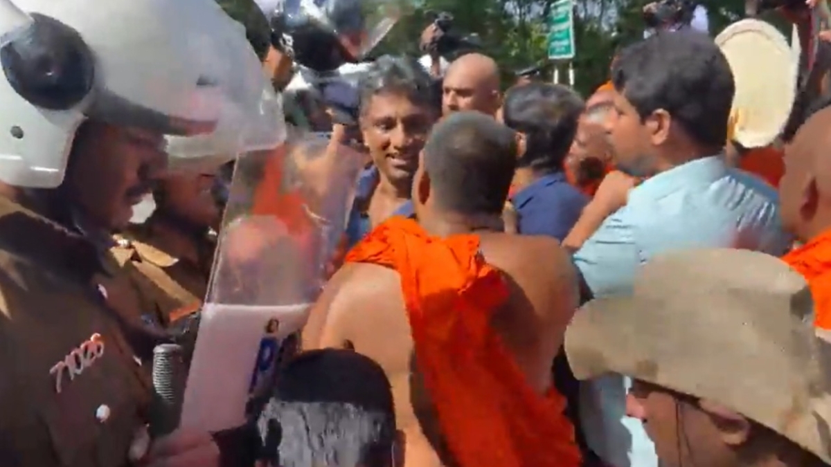 Tense situation at Maha Sangha protest against 13A
