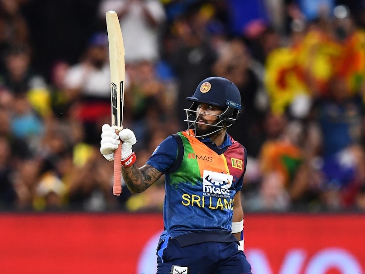 Sri Lankan Batsman Kusal Mendis Sets New Record with Blazing Century in ICC World Cup