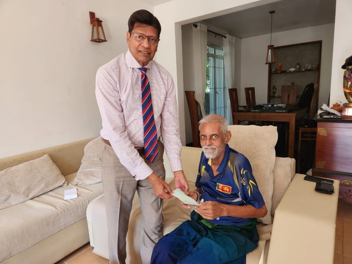 Sri Lanka Cricket Donates Rs. 5 Million to Legendary Cheerleader Percy Abeysekera