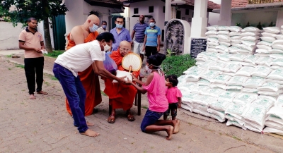 Nutritious Dry Ration Packs to Mothers, and Ready to be Mothers