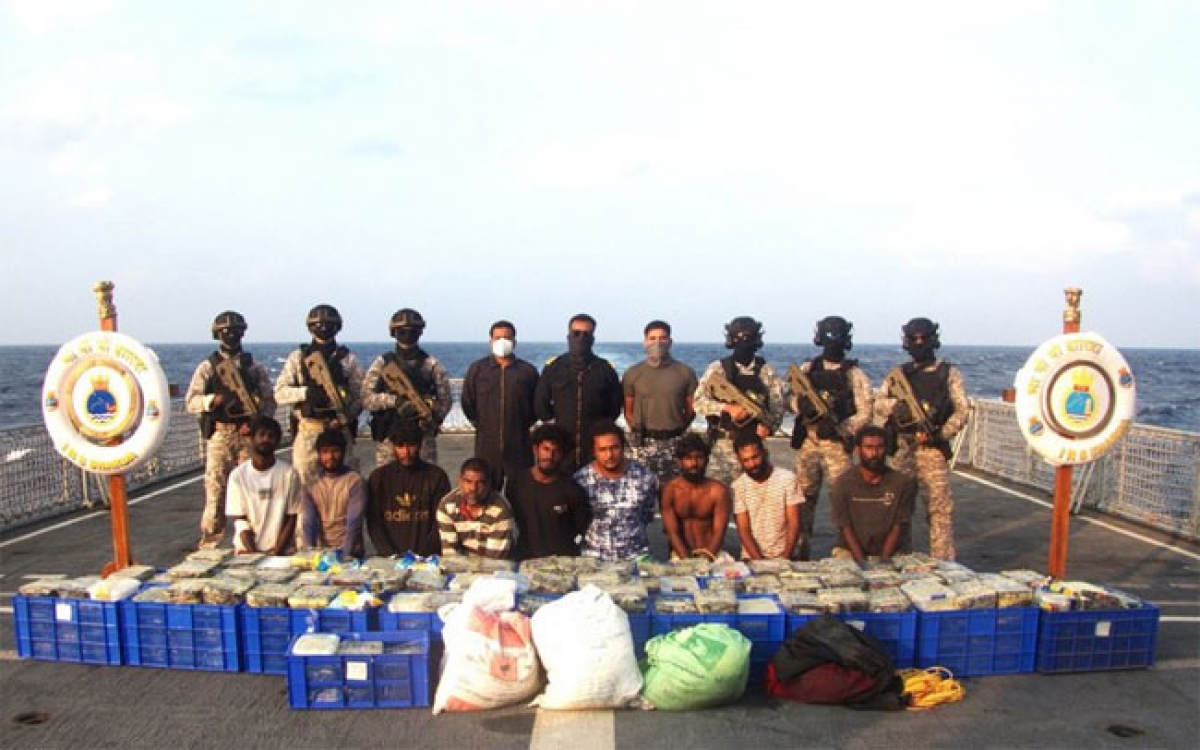 Indian and Sri Lankan Navies Seize 500 kg of Crystal Meth 