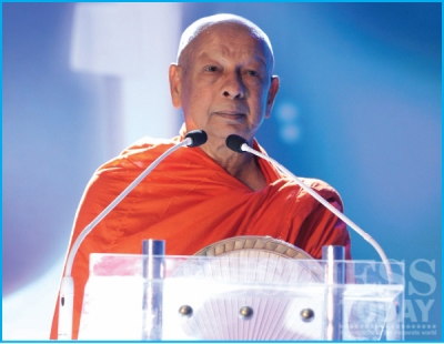 Chief Incumbent Of Gangaramaya Temple Gnanissara Thera Admitted To Mt. Elizabeth Hospital: PM Sends Sagala To Singapore