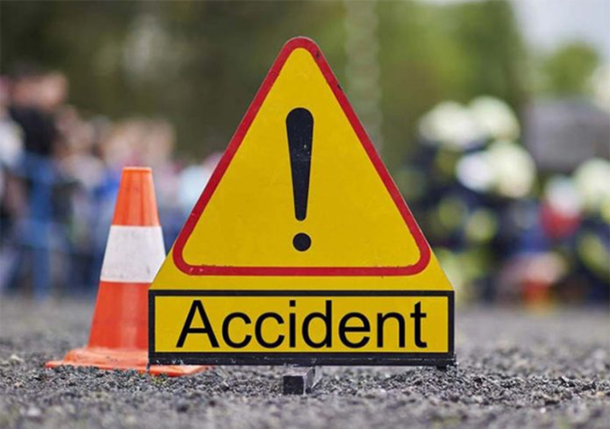 Five Injured, Including Foreigners, in Bus-Car Collision in Dambulla