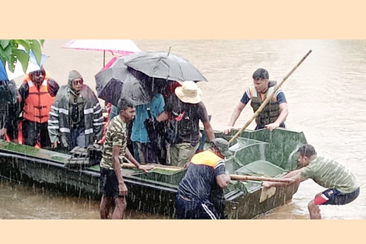 Sri Lanka Army Deploys 600 Personnel for Flood and Disaster Relief in Matara District Amidst Heavy Rainfall