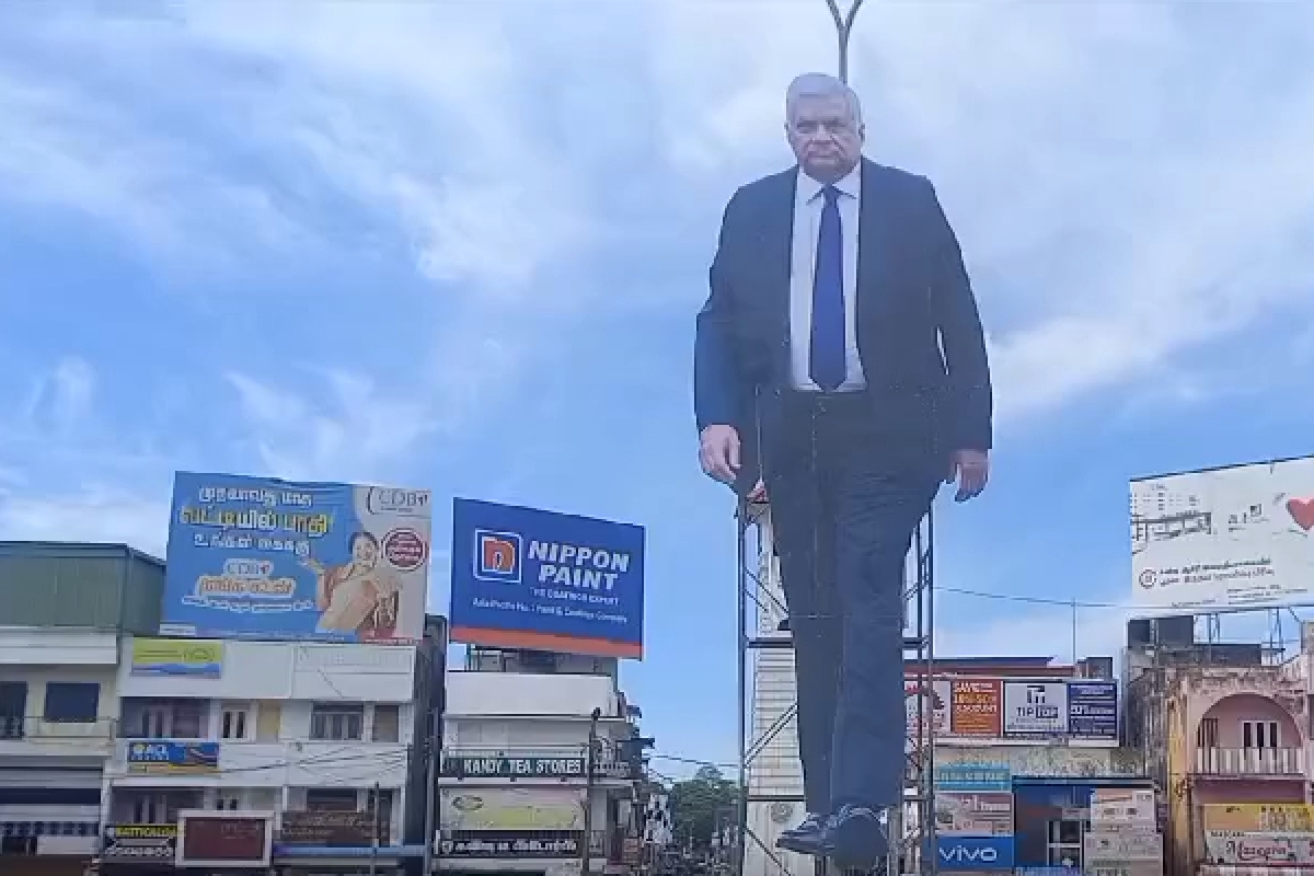 &quot;Don&#039;t Use My Pictures in Cutouts&quot;: President Instructs Ruling Party Politicians After Massive Cutout in Batticaloa Ignites Social Media Storm