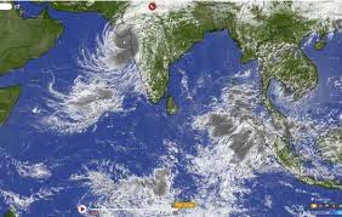 Rainfall Alert: Varied Precipitation Expected Across Sri Lankan Provinces During Year End