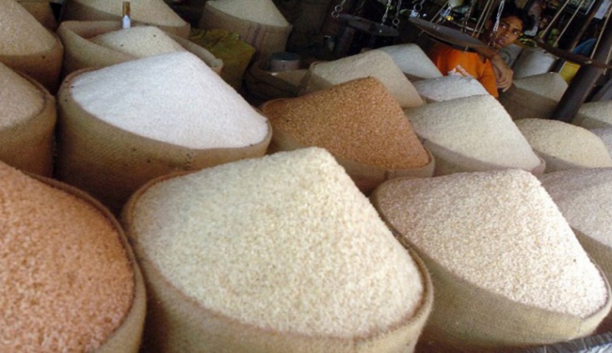 Rice Millers Agree to Supply Two Lakh Kilos of Rice Daily