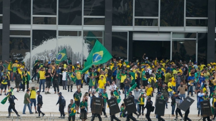 Sri Lanka-style Protests Break Out In Brazil&#039;s Capital As Protestors Storm Several Key Government Buildings