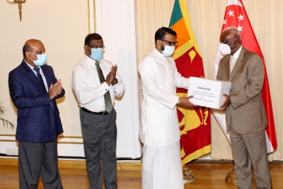 Singapore gives 1 Million face masks to Sri Lanka